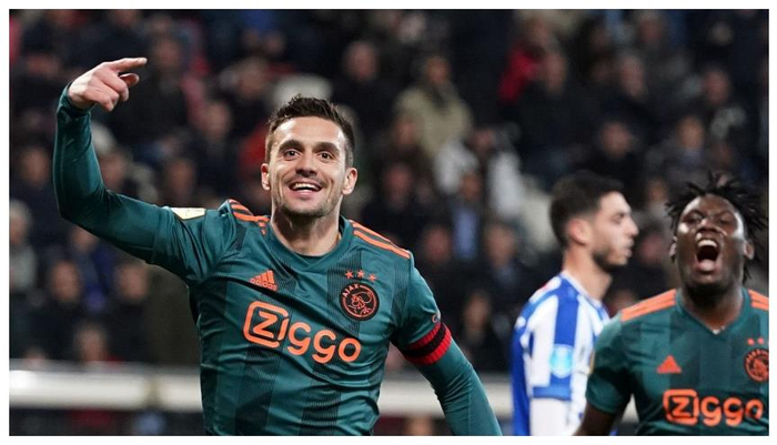 友博体育 -风云突变成都蓉城今晨再遭质疑，荷甲版图或变，震撼外界，训练强度明显提升 