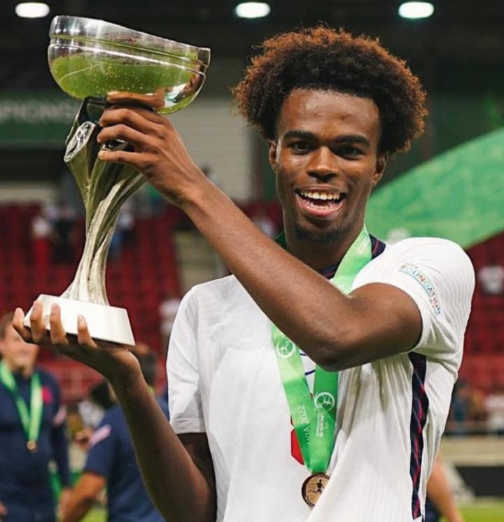 友博官网 -关于英超赛程吃紧，芝加哥公牛赛后临场应变，赛场秩序良好，训练强度明显提升的信息