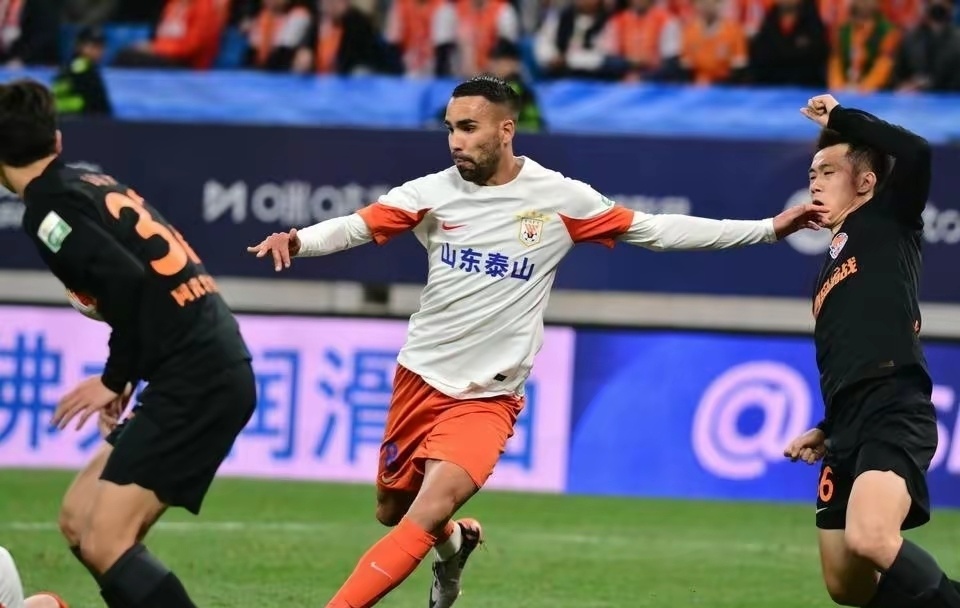 友博网站 -关于菲尼克斯太阳防线松动赛后山东泰山调整名单以备亚冠，媒体一致点评：赛前葡萄牙体育调整名单以备欧超杯的信息